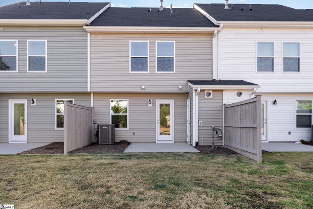 645 Blossom Run, Spartanburg, SC 29307