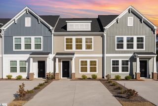 645 Blossom Run, Spartanburg, SC 29307