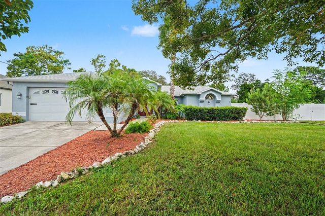 6293 GRAPEWOOD ROAD, Spring Hill, FL 34609