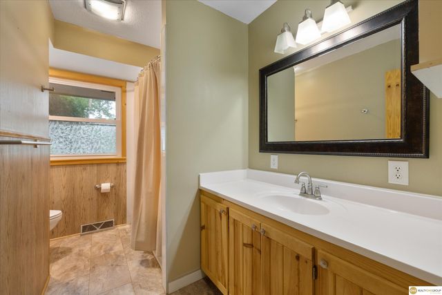 1604 Lincoln Avenue, Plattsmouth, NE 68048