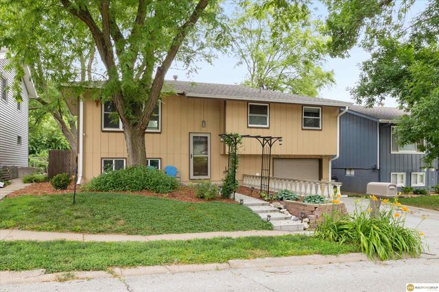 1604 Lincoln Avenue, Plattsmouth, NE 68048