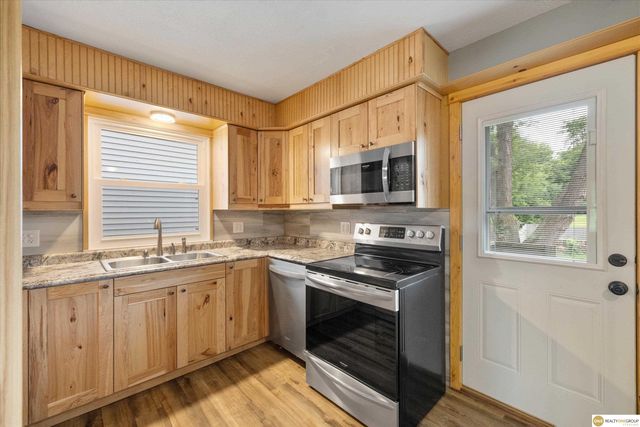 1604 Lincoln Avenue, Plattsmouth, NE 68048
