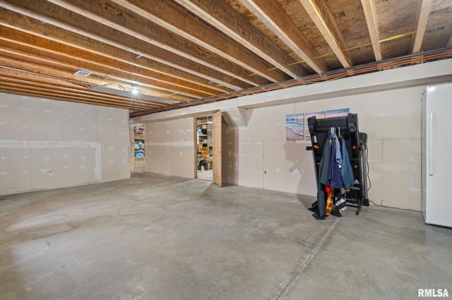 973 17TH Avenue, Silvis, IL 61282