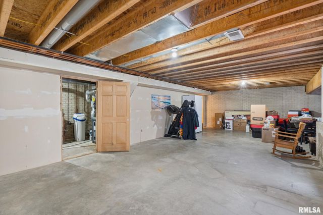 973 17TH Avenue, Silvis, IL 61282