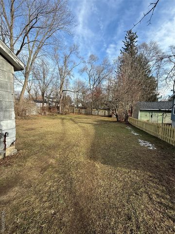 220 Pearl Street, Pinckney Village, MI 48169