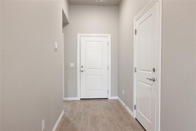 9113 NW 127th Street, Yukon, OK 73099