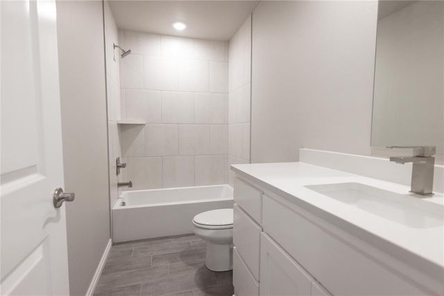 9113 NW 127th Street, Yukon, OK 73099