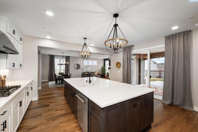 4259 Potlatch, Richland, WA 99352