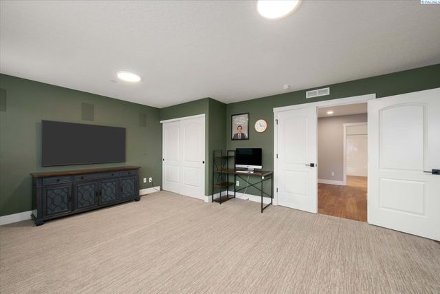 4259 Potlatch, Richland, WA 99352