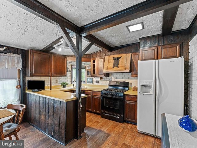 6209 LINCOLN AVE, Pennsauken, NJ 08110
