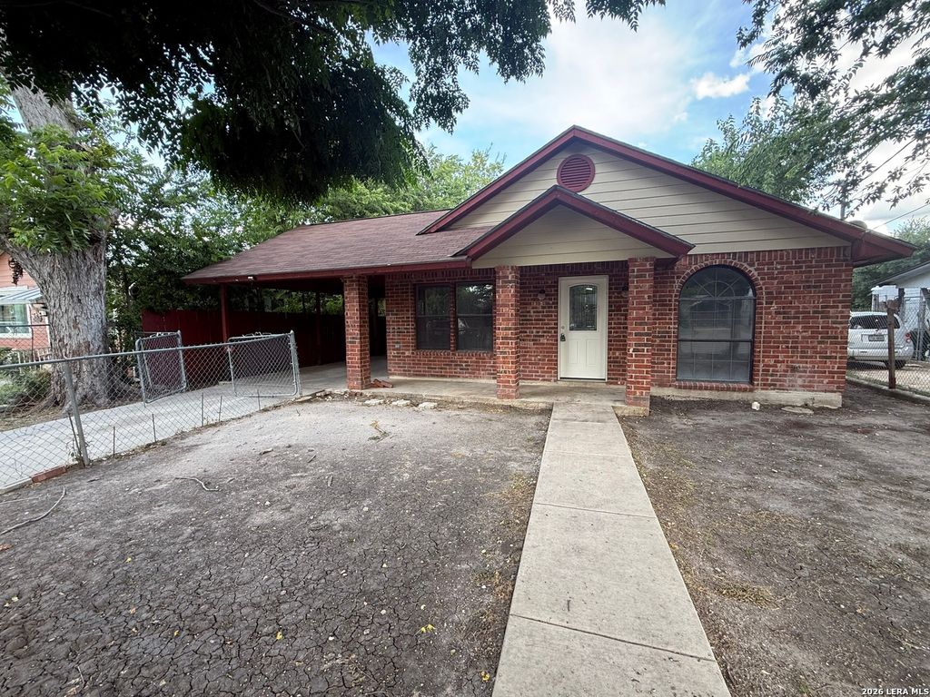 918 W Harding Blvd, San Antonio, TX 78221