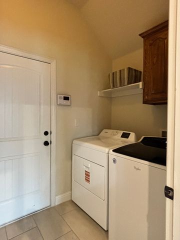 205 Bay Hill Drive, Willow Park, TX 76008