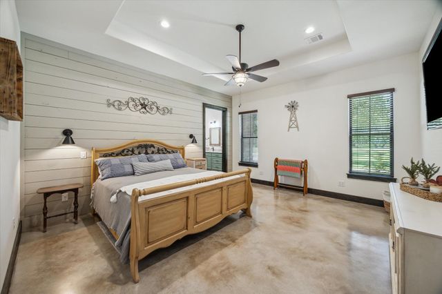 117 Esperanza Petal PASS, Liberty Hill, TX 78642