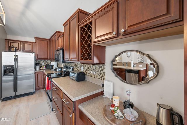 1009 Narcissus, Clayton, NC 27520