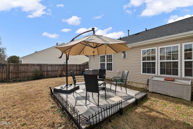 1009 Narcissus, Clayton, NC 27520