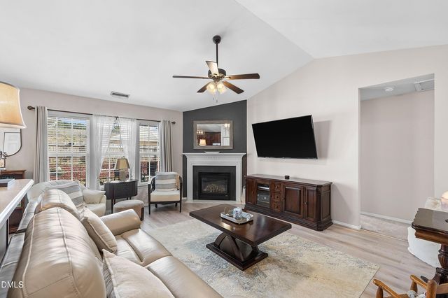 1009 Narcissus, Clayton, NC 27520