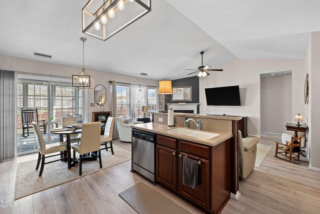 1009 Narcissus, Clayton, NC 27520