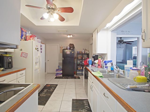 5813 NW 82nd Avenue, Tamarac, FL 33321