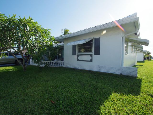 5813 NW 82nd Avenue, Tamarac, FL 33321