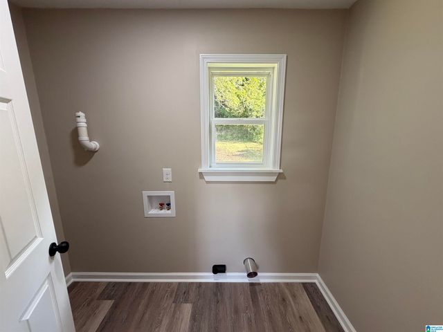 2518 W 14TH STREET, Anniston, AL 36201
