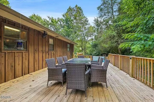 1643 Arron Way, Sevierville, TN 37876