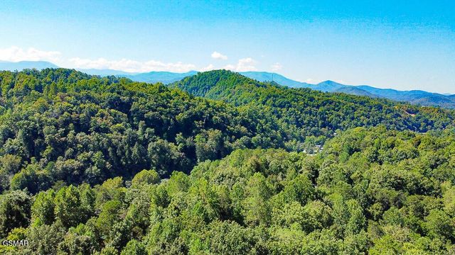 1643 Arron Way, Sevierville, TN 37876