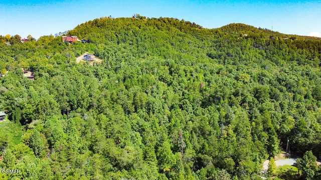 1643 Arron Way, Sevierville, TN 37876