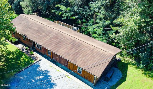 1643 Arron Way, Sevierville, TN 37876