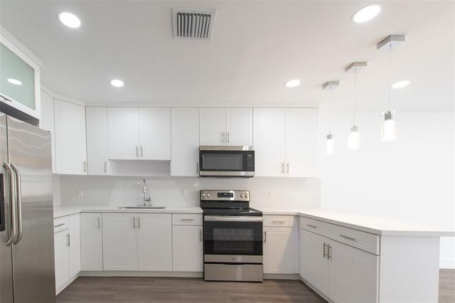 2921 NW 25th Street, Fort Lauderdale, FL 33311