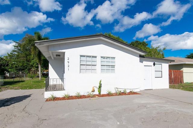 2921 NW 25th Street, Fort Lauderdale, FL 33311
