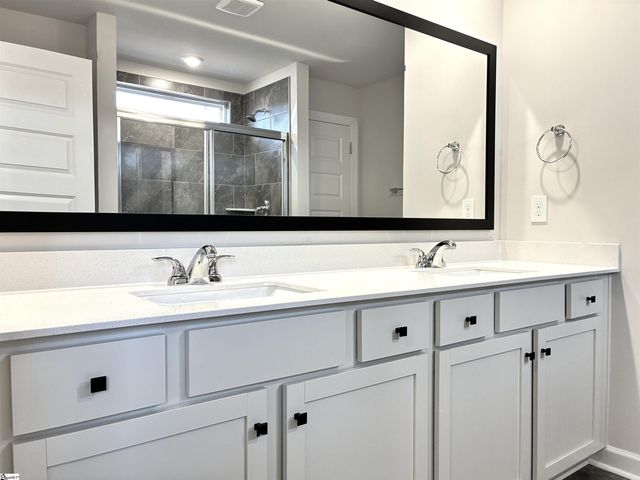 1426 Johnstone Drive, Reidville, SC 29375