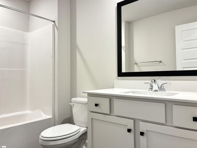 1426 Johnstone Drive, Reidville, SC 29375