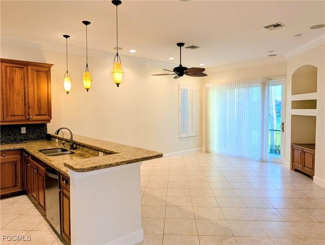 8917 Greenwich Hills WAY, Fort Myers, FL 33908
