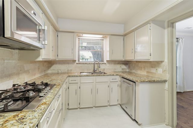 2304 N Brennan Drive, Plano, TX 75075