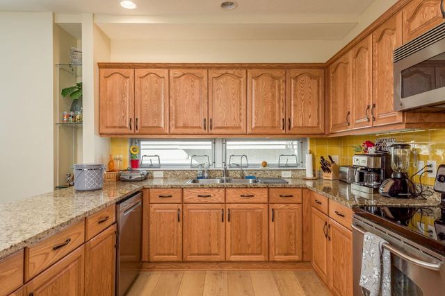 325 5TH AVENUE S 6, St Petersburg, FL 33701