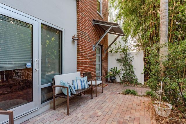 325 5TH AVENUE S 6, St Petersburg, FL 33701