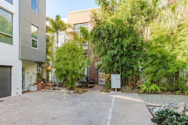 325 5TH AVENUE S 6, St Petersburg, FL 33701