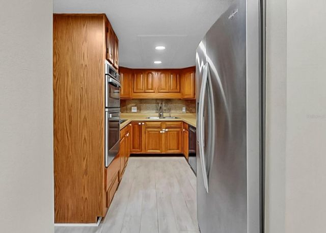 4724 CHRISTA COURT 322, Tampa, FL 33614