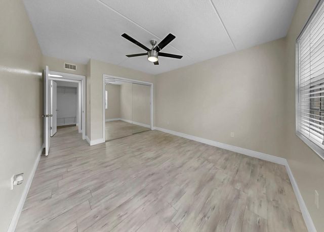 4724 CHRISTA COURT 322, Tampa, FL 33614