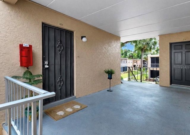 4724 CHRISTA COURT 322, Tampa, FL 33614