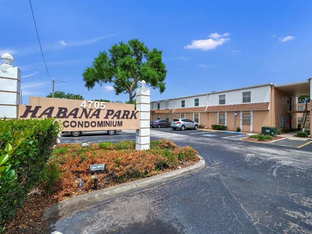 4724 CHRISTA COURT 322, Tampa, FL 33614