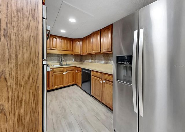 4724 CHRISTA COURT 322, Tampa, FL 33614