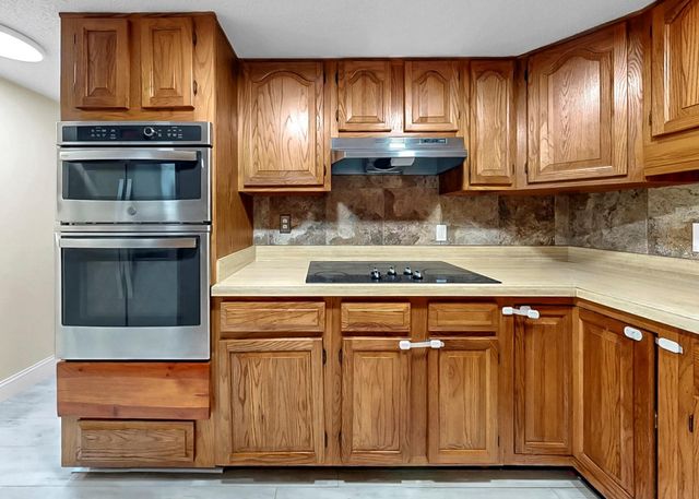 4724 CHRISTA COURT 322, Tampa, FL 33614