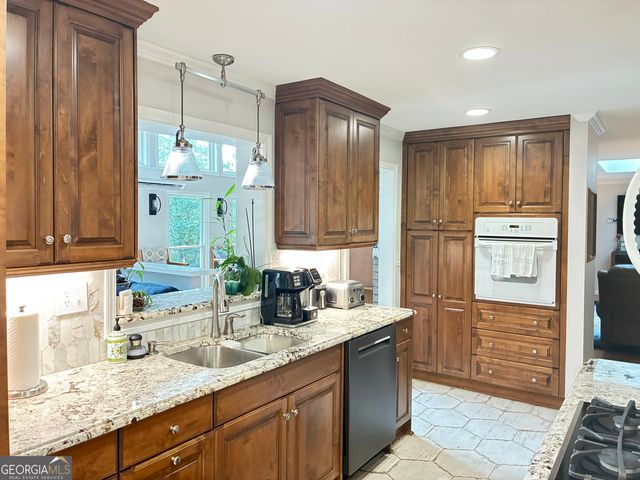 1155 Lake Drive, Roswell, GA 30075