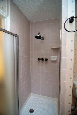 115 Raton Pass, Holly Lake Ranch, TX 75765