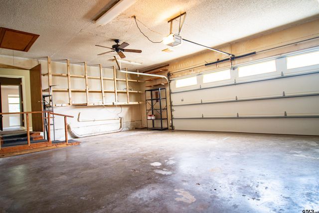 115 Raton Pass, Holly Lake Ranch, TX 75765