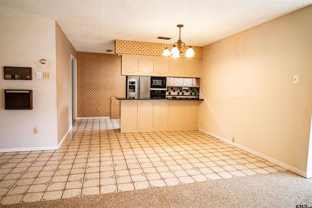 115 Raton Pass, Holly Lake Ranch, TX 75765