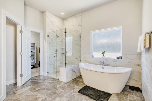 9824 Evening Canopy DR, Manor, TX 78653