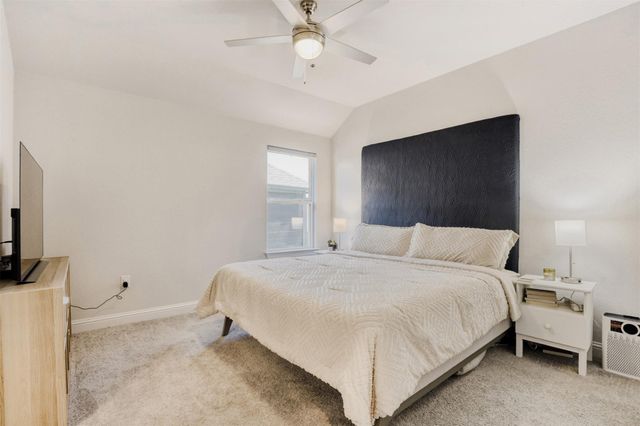 9824 Evening Canopy DR, Manor, TX 78653