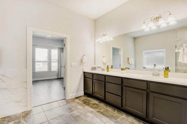 9824 Evening Canopy DR, Manor, TX 78653